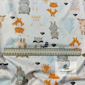 Ideal para vestimenta infantil, rebosos. También para sabanas, manualidades. 100% Algodón Ancho 1.60 MTS.
