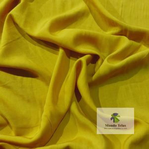 Ideal para cuello de camisas, puño, cinturones. Es adhesiva. Ancho 1.20 MTS